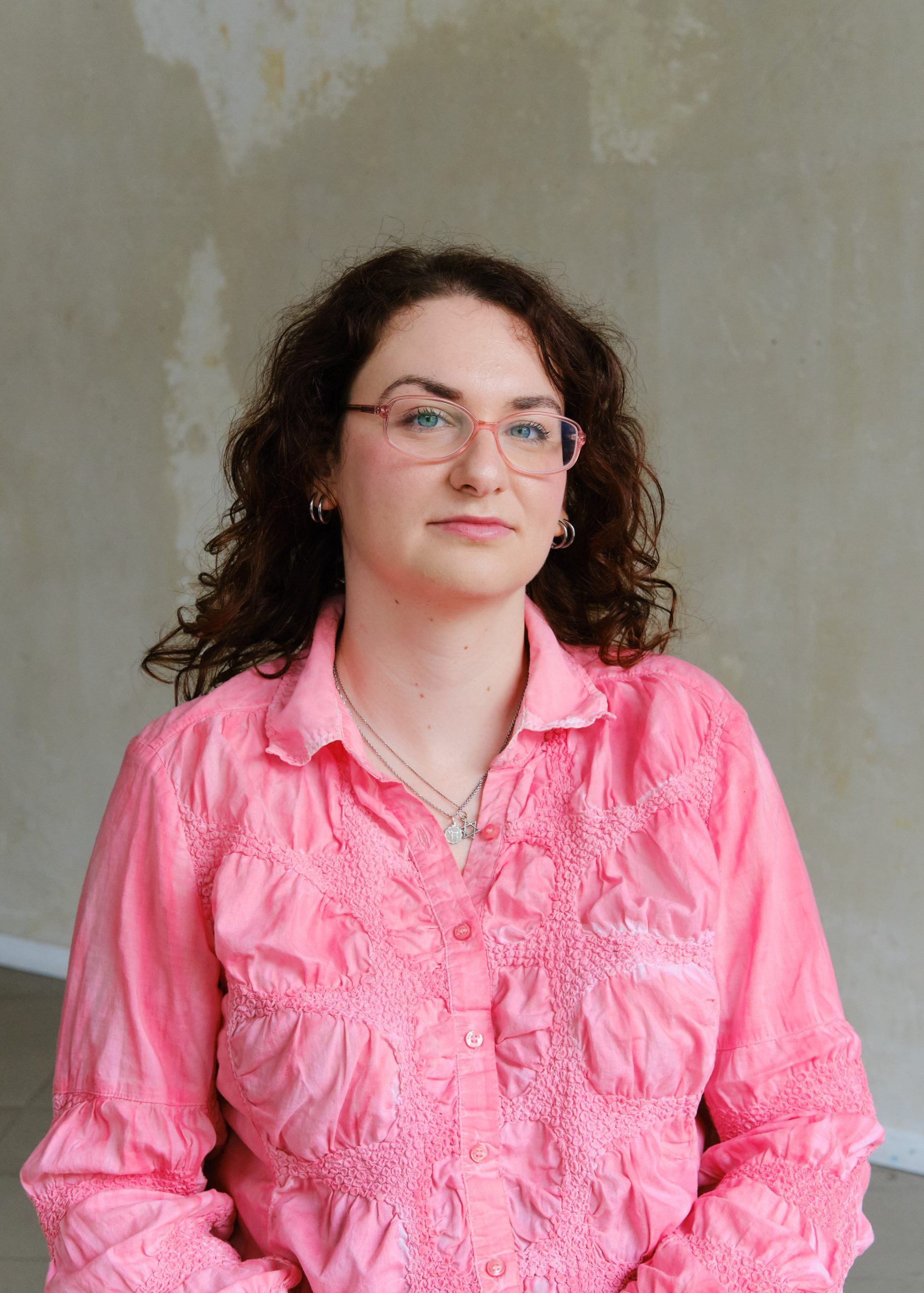 Portrait von Ina Holev